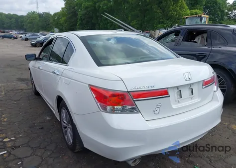 2011 Honda Accord 3.5 Ex-L из США, поврежденный, VIN 1HGCP3F8XBA010136